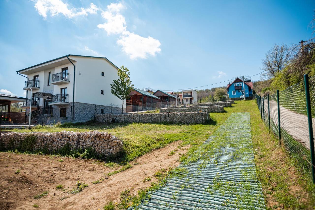 Gabion Garden Hotel Podhájska Exterior photo